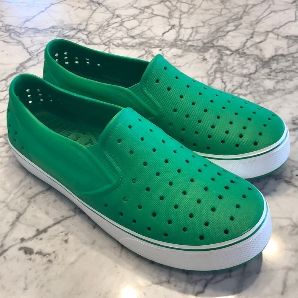 Water/beach shoes